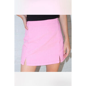 Brandy Melville Cara Skirt in bubblegum pink size small